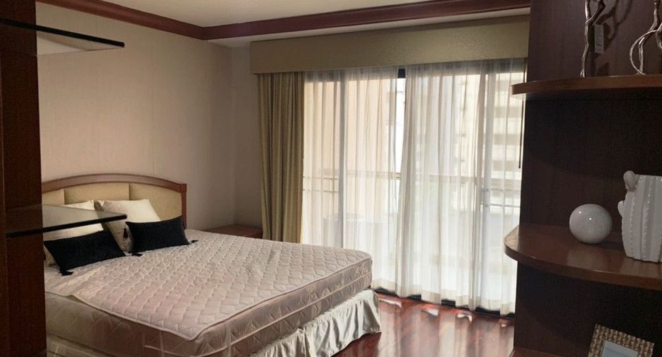 Condo en alquiler de 3 habitaciones en Watthana, Bangkok