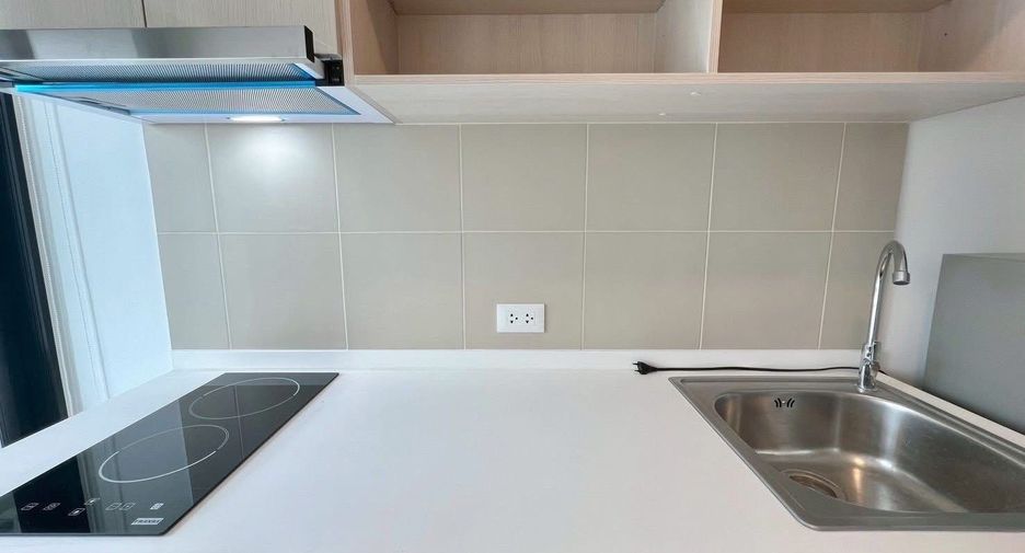 For rent 1 bed condo in Wang Thonglang, Bangkok
