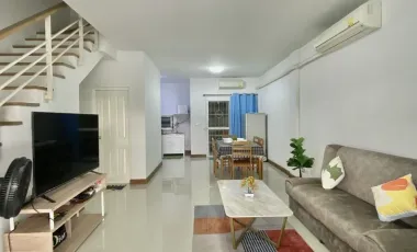 For rent 4 ベッドルーム townhouse in Sai Mai, Bangkok