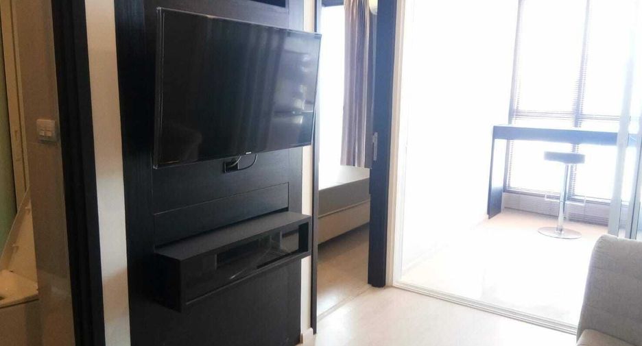 For rent 1 bed condo in Khlong Toei, Bangkok