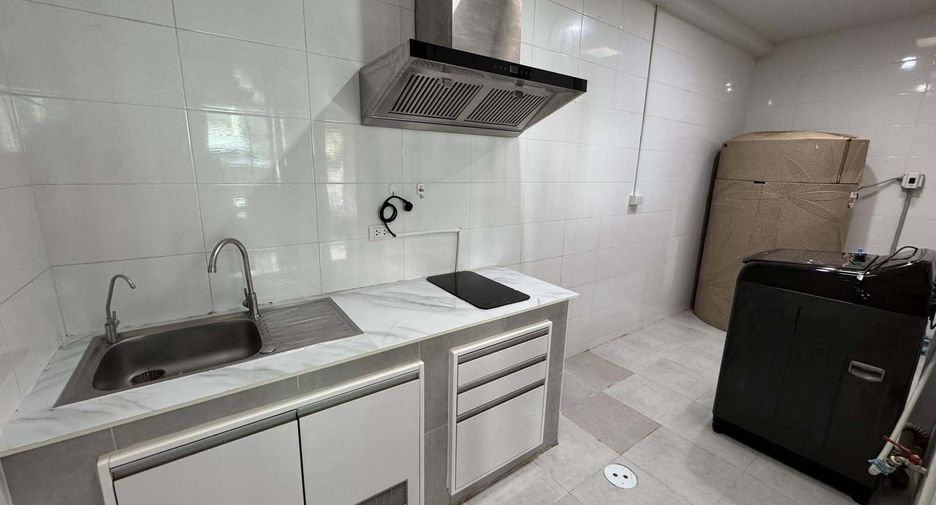 For rent 3 bedrooms house in Bang Phli, Samut Prakan