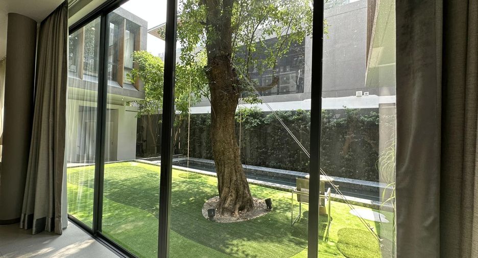 Reihenhaus zur Miete mit 5 Zimmer in Huai Khwang, Bangkok