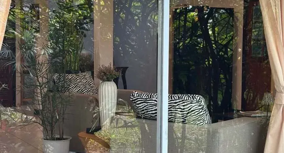 For rent 4 bedrooms house in Saphan Sung, Bangkok
