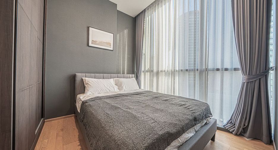For rent 2 bedrooms condo in Pathum Wan, Bangkok