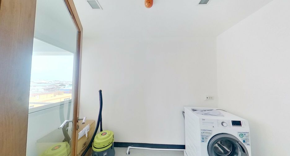 Condo en alquiler de 2 habitaciones en Khlong San, Bangkok