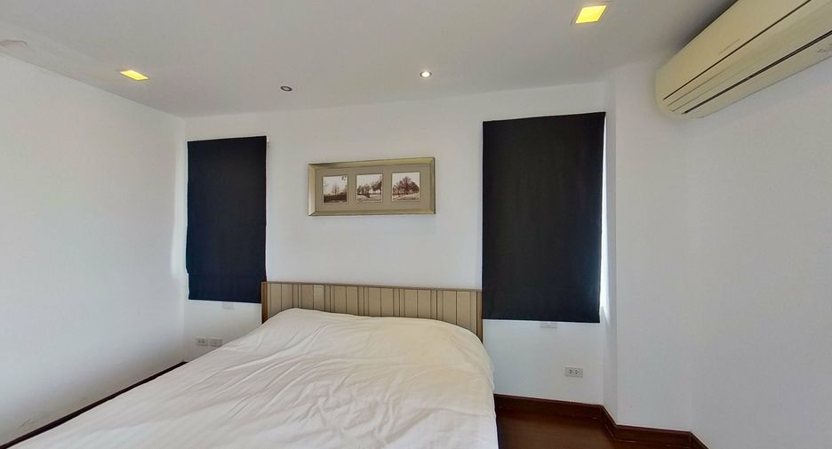Condo en alquiler de 2 habitaciones en Khlong San, Bangkok