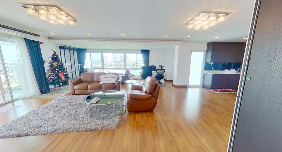 Condo en alquiler de 2 habitaciones en Khlong San, Bangkok