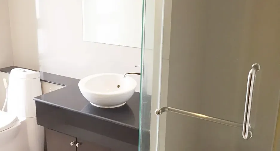 For rent 3 ベッドルーム condo in Khlong Toei, Bangkok