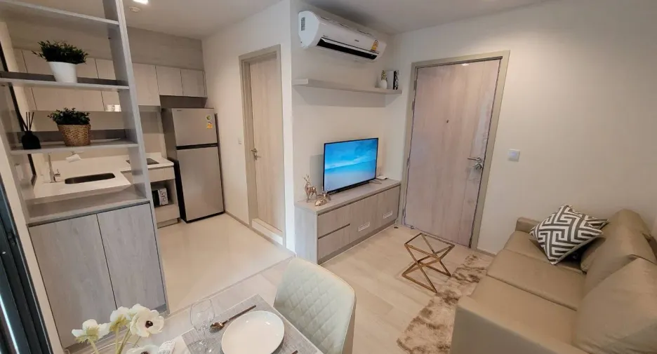 For rent 1 bed condo in Pathum Wan, Bangkok