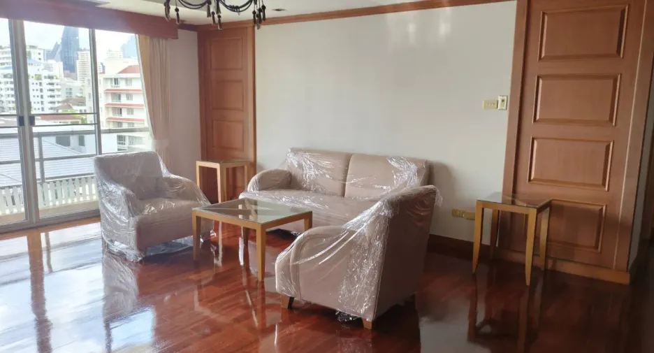 Condo en alquiler de 2 habitaciones en Watthana, Bangkok
