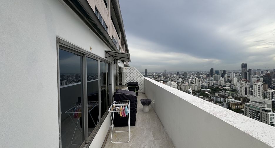 Wohnung zur Miete mit 2 Zimmer in Khlong Toei, Bangkok