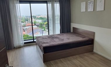 Condo en alquiler de 2 habitaciones en Lat Phrao, Bangkok
