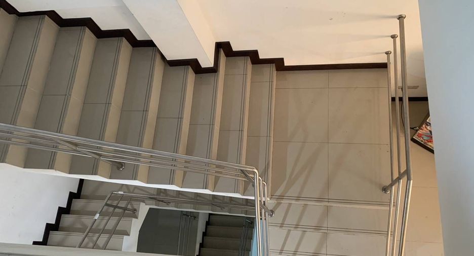 For rent 3 ベッドルーム townhouse in Prawet, Bangkok