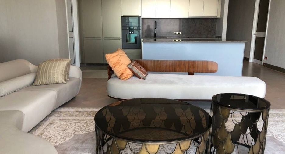For rent 3 ベッドルーム condo in Khlong San, Bangkok