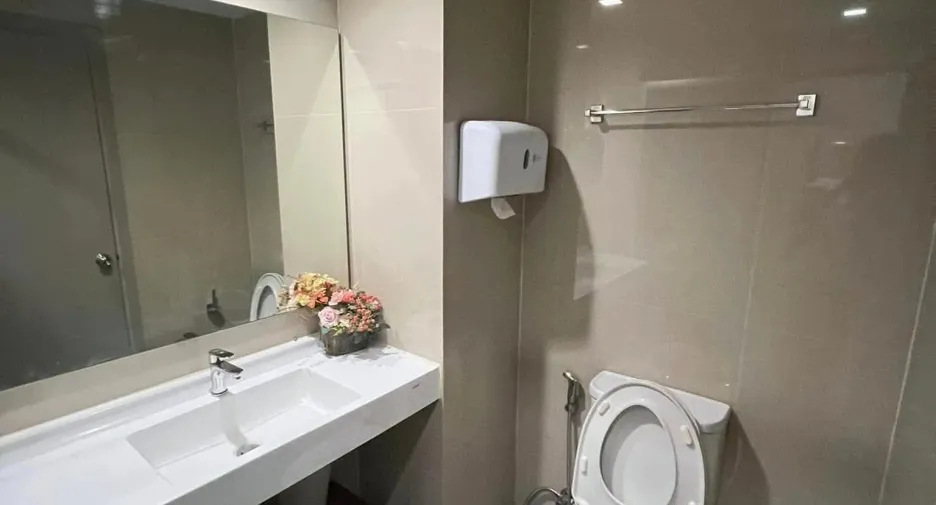 Wohnung zur Miete mit 1 Zimmer in Phra Khanong, Bangkok