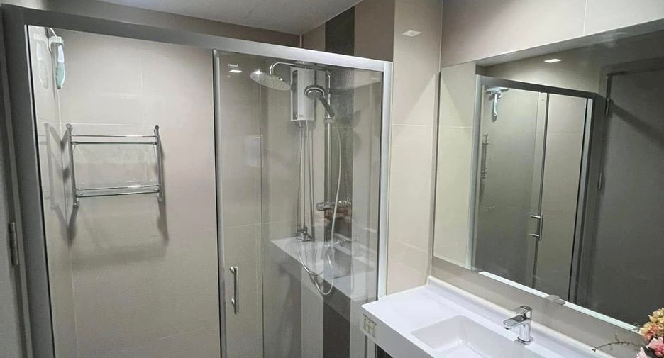 Wohnung zur Miete mit 1 Zimmer in Phra Khanong, Bangkok