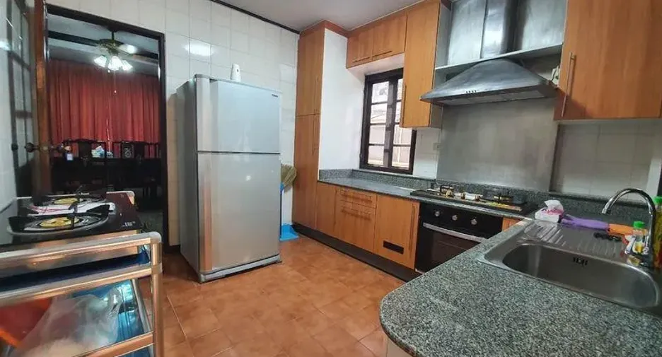 For rent 3 bedrooms house in Mueang Samut Prakan, Samut Prakan