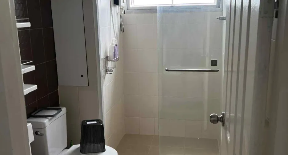 For rent 1 bed condo in Bang Phlat, Bangkok