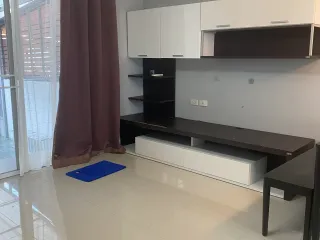 Reihenhaus zur Miete mit 2 Zimmer in Thung Khru, Bangkok