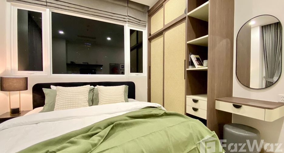 For rent 2 bedrooms condo in Bang Rak, Bangkok