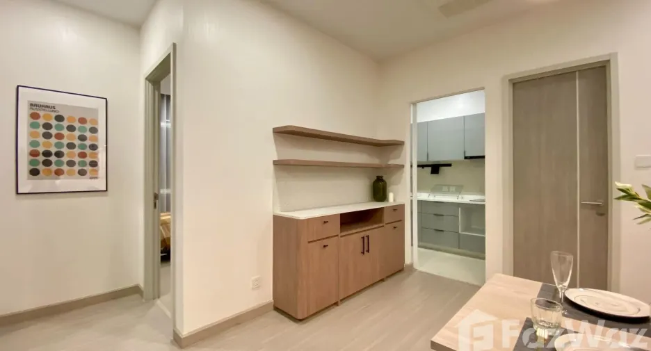 For rent 2 bedrooms condo in Bang Rak, Bangkok