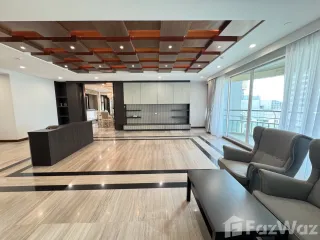 Wohnung zur Miete mit 4 Zimmer in Khlong Toei, Bangkok