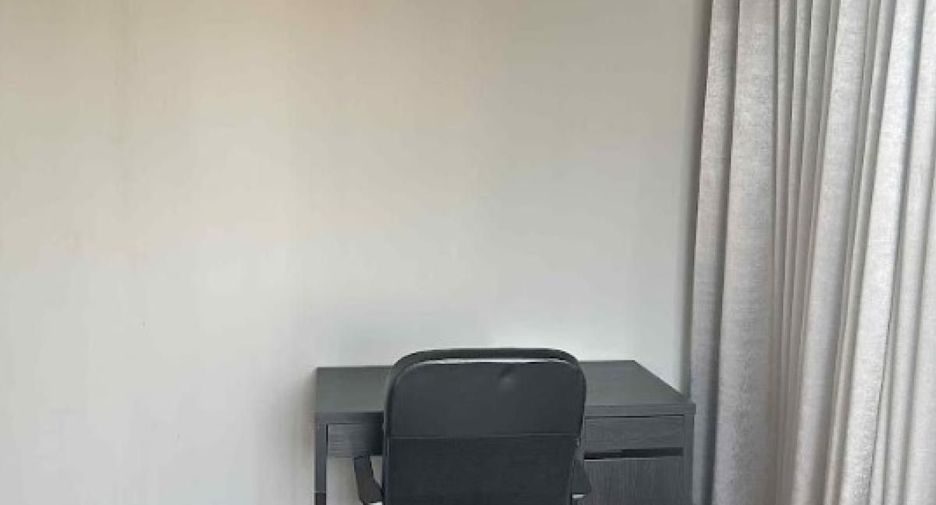 Wohnung zur Miete mit 1 Zimmer in Bang Rak, Bangkok