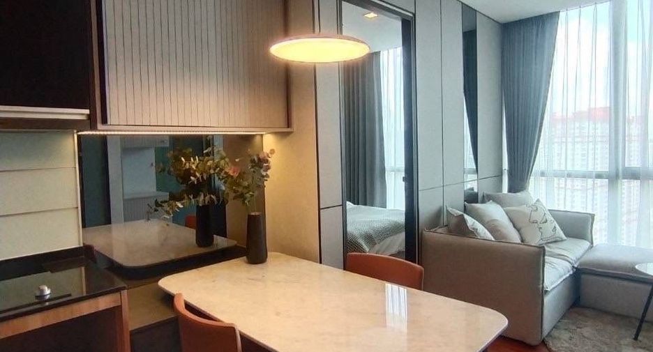 For rent 1 bed condo in Pathum Wan, Bangkok
