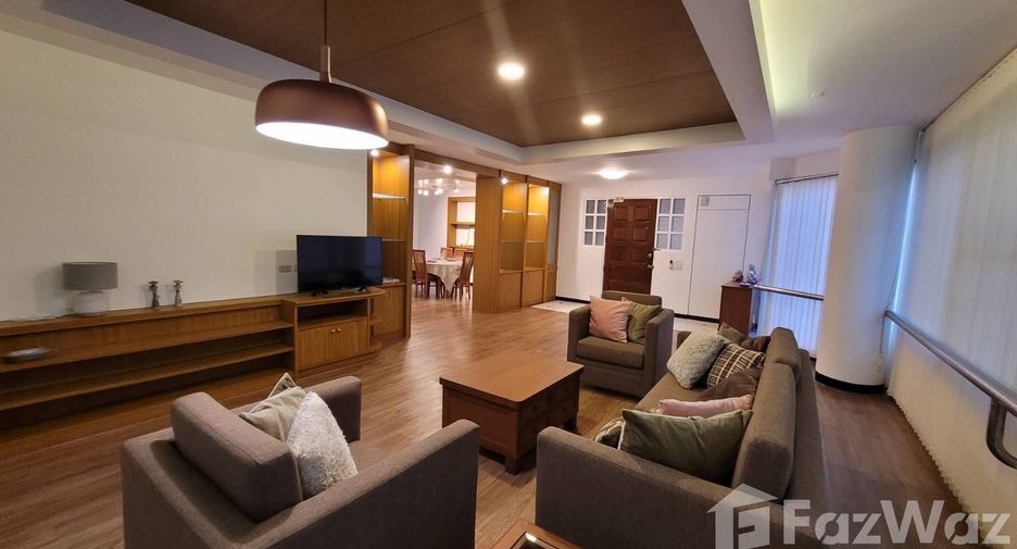 For rent 2 bedrooms apartment in Khlong Toei, Bangkok
