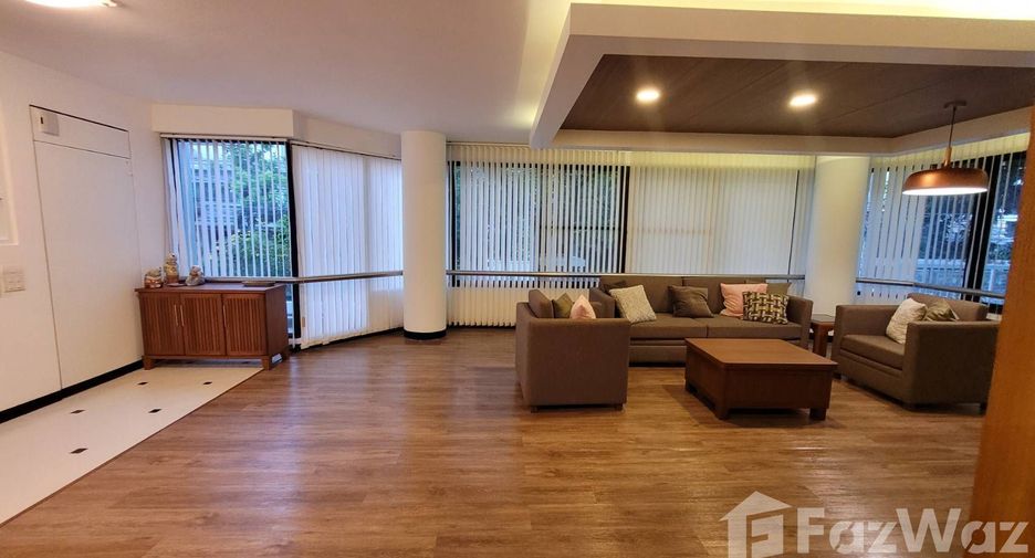 For rent 2 bedrooms apartment in Khlong Toei, Bangkok