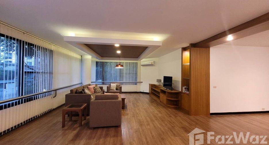 For rent 2 bedrooms apartment in Khlong Toei, Bangkok