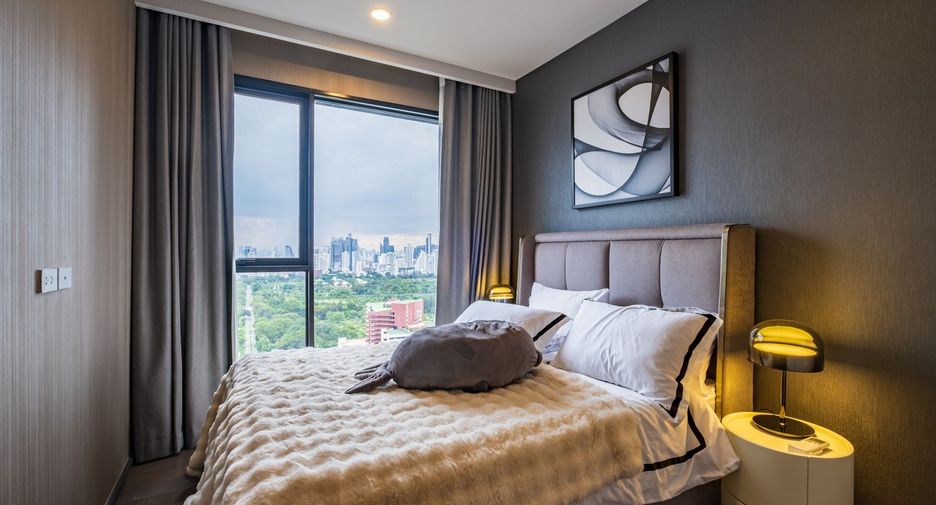 For rent 3 bedrooms condo in Khlong Toei, Bangkok