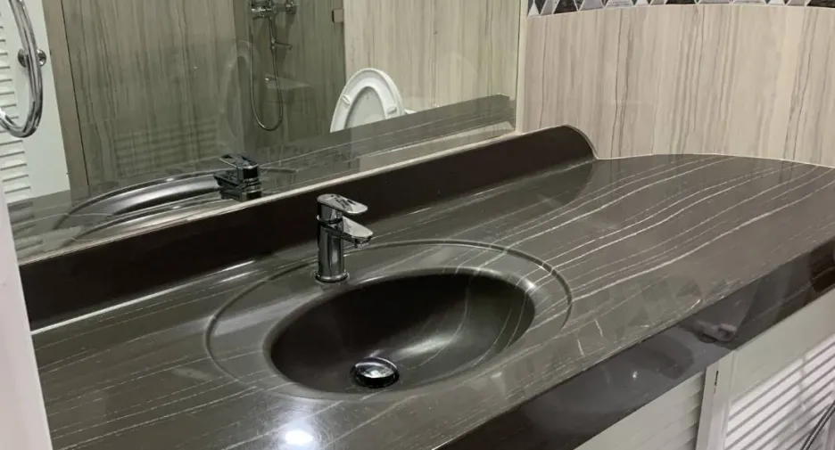 Condo en alquiler de 2 habitaciones en Watthana, Bangkok