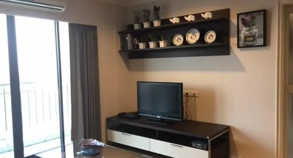 Condo en alquiler de 2 habitaciones en Yan Nawa, Bangkok