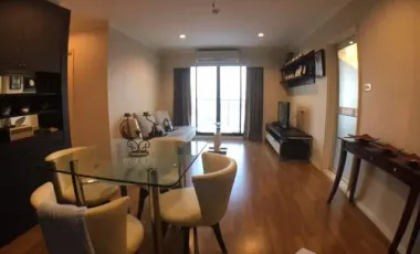 Condo en alquiler de 2 habitaciones en Yan Nawa, Bangkok