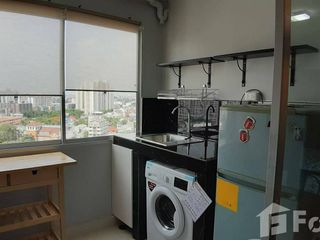 À louer 2 chambres condo à Bang Na, Bangkok