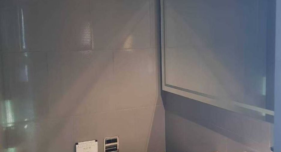 For rent 2 bedrooms condo in Sathon, Bangkok