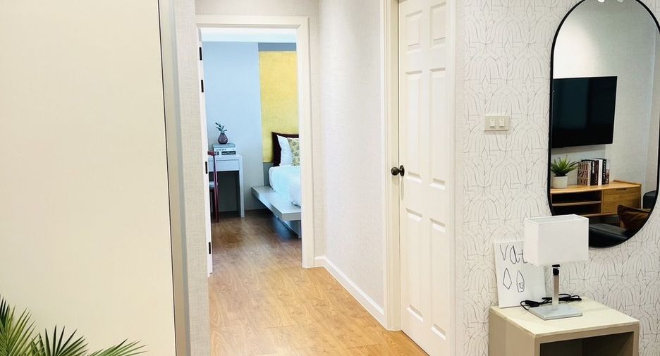 For rent 2 bedrooms condo in Khlong Toei, Bangkok
