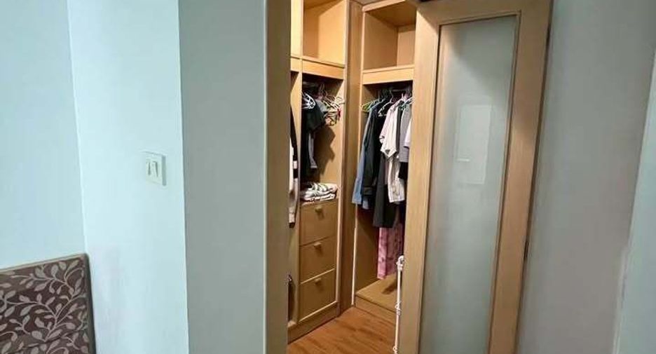 Wohnung zur Miete mit 2 Zimmer in Phra Khanong, Bangkok