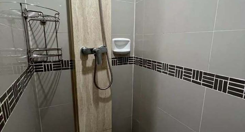 Wohnung zur Miete mit 2 Zimmer in Phra Khanong, Bangkok