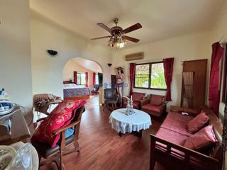 Haus zum Kauf mit 3 Zimmer in Bang Lamung, Chonburi