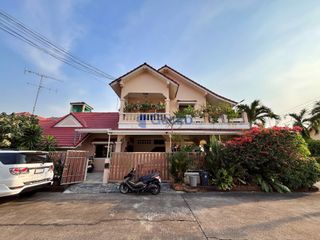 Haus zum Kauf mit 3 Zimmer in Bang Lamung, Chonburi