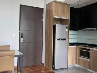 À louer 1 chambre condo à Pathum Wan, Bangkok