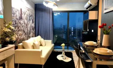 Wohnung zur Miete mit 2 Zimmer in Pathum Wan, Bangkok