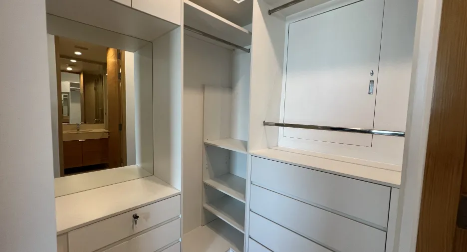 For rent 1 bed condo in Yan Nawa, Bangkok