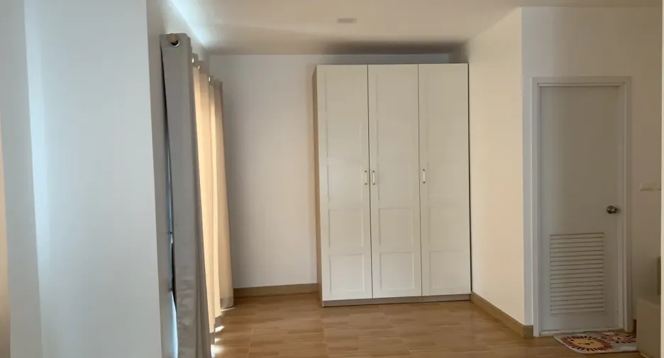 出租 3 卧室 独立屋 在 Bang Phli, Samut Prakan