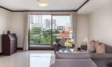 For rent 2 ベッドルーム condo in Watthana, Bangkok