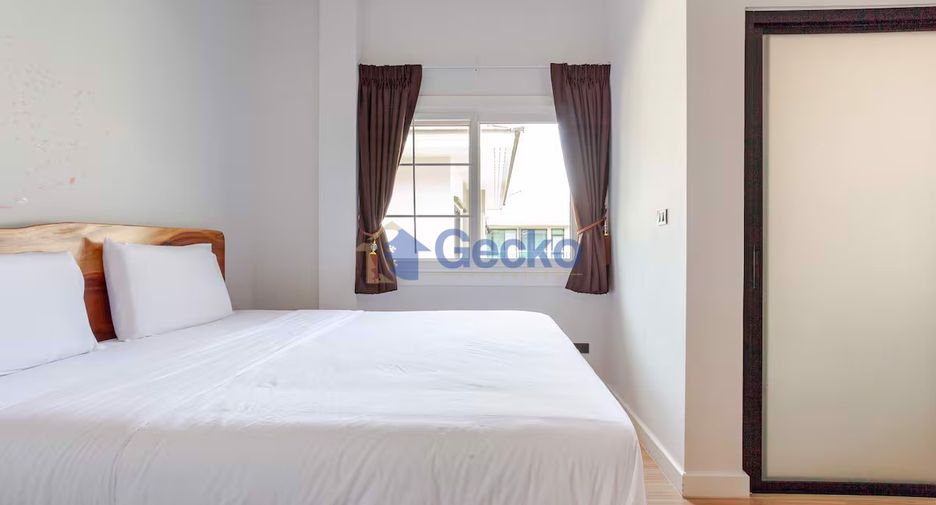 For rent 4 bedrooms house in Bang Lamung, Chonburi