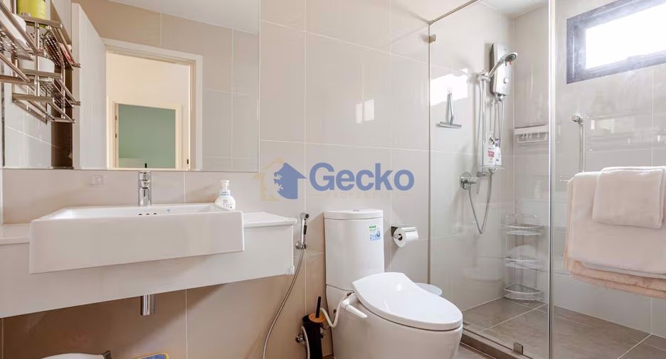 For rent 4 bedrooms house in Bang Lamung, Chonburi