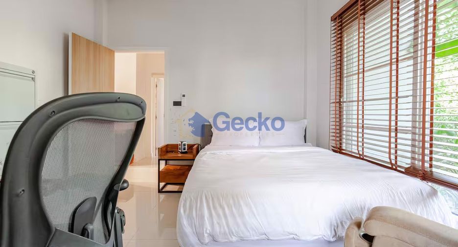 For rent 4 bedrooms house in Bang Lamung, Chonburi
